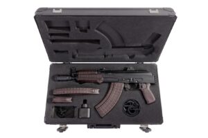 A picture of 0013295 arsenal sam7k ak pistol 762x39mm plum us furniture 30rd mag hard case with USA Gun Store